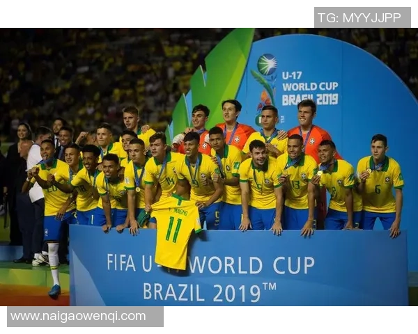 广州羽毛球队在世界杯预选赛中以85分稳居积分榜首位 广州羽毛球队在世界杯预选赛中以85分稳居积分榜首位