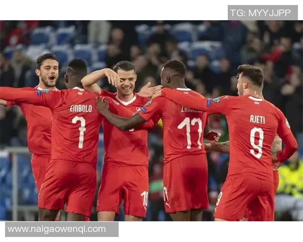 赛后复盘:北京足球队与重庆足球队的团队协作与战术分析 赛后复盘:北京足球队与重庆足球队的团队协作与战术分析