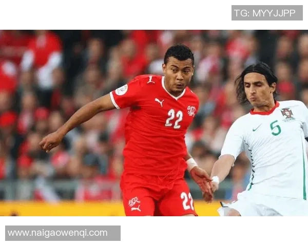 足球明星亲临运动店分享训练秘诀与装备选择的独特体验 足球明星亲临运动店分享训练秘诀与装备选择的独特体验