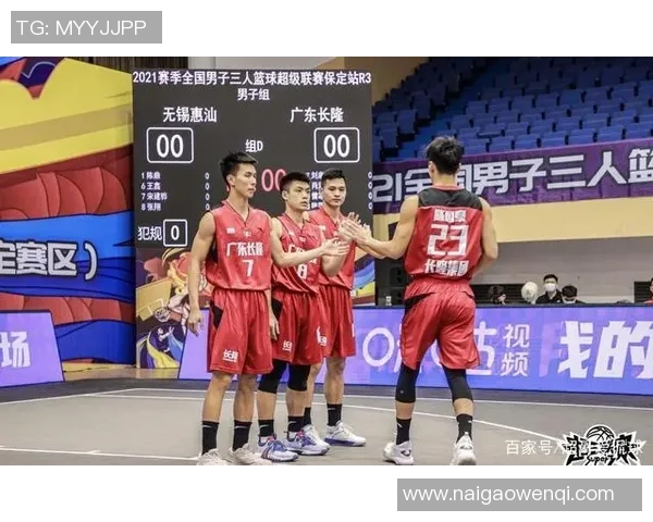 重庆篮球队在大师赛积分榜上以51分稳居首位展现强劲实力