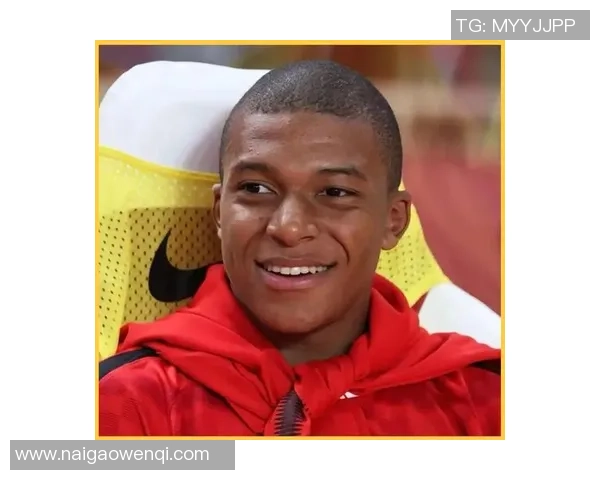 黑人足球明星1号的传奇之路与辉煌成就揭秘 黑人足球明星1号的传奇之路与辉煌成就揭秘