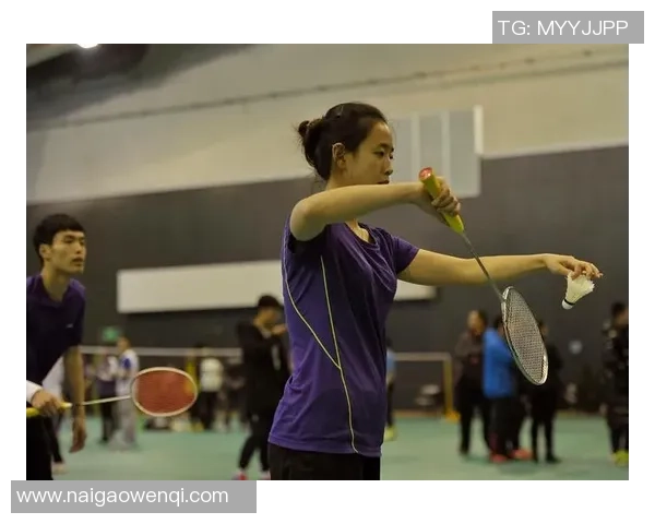 上海羽毛球队在世锦赛中的逆袭之路展现团队精神与不屈斗志